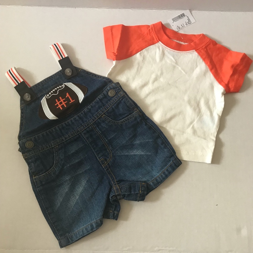 2-Piece Football Set NWT 0-3M The Children’s Place - Picture 2 of 8